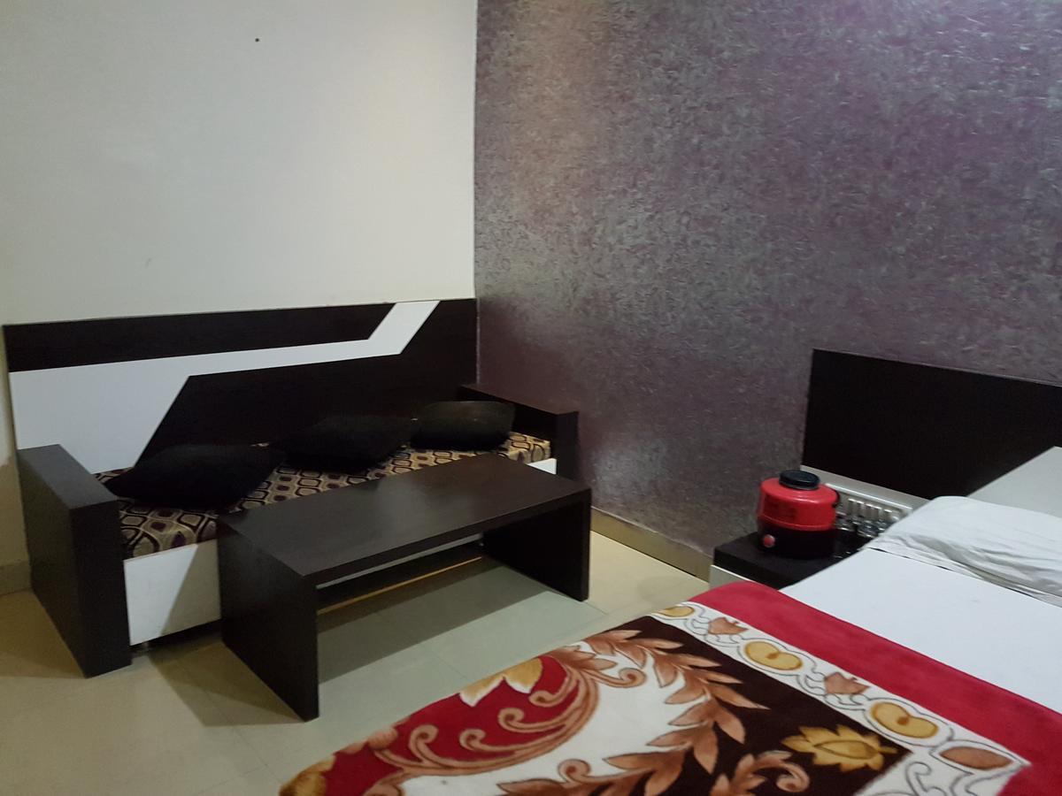 مونت ابو Hotel Raviji'S Retreat المظهر الخارجي الصورة